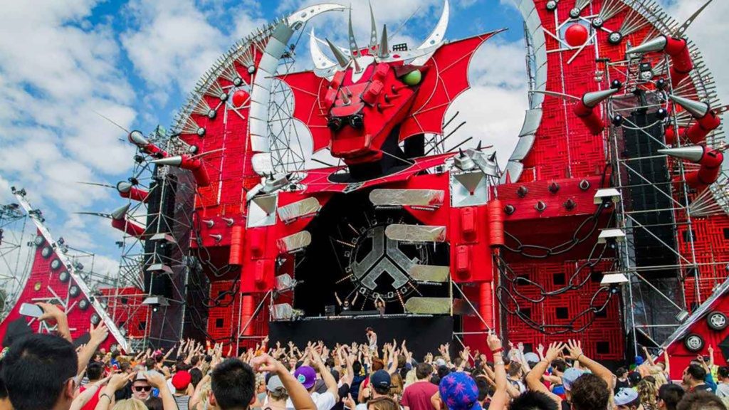 Defqon1 Dragon by Clifton Productions