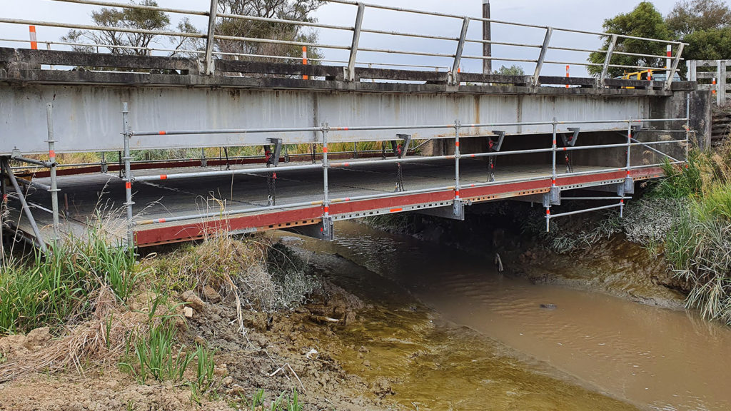 No trip hazard on suspended under bridge scaffold by Master Scaffolding